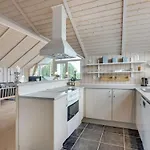 Сasa de vacaciones Sulo - 500m From The Sea By Interhome *
